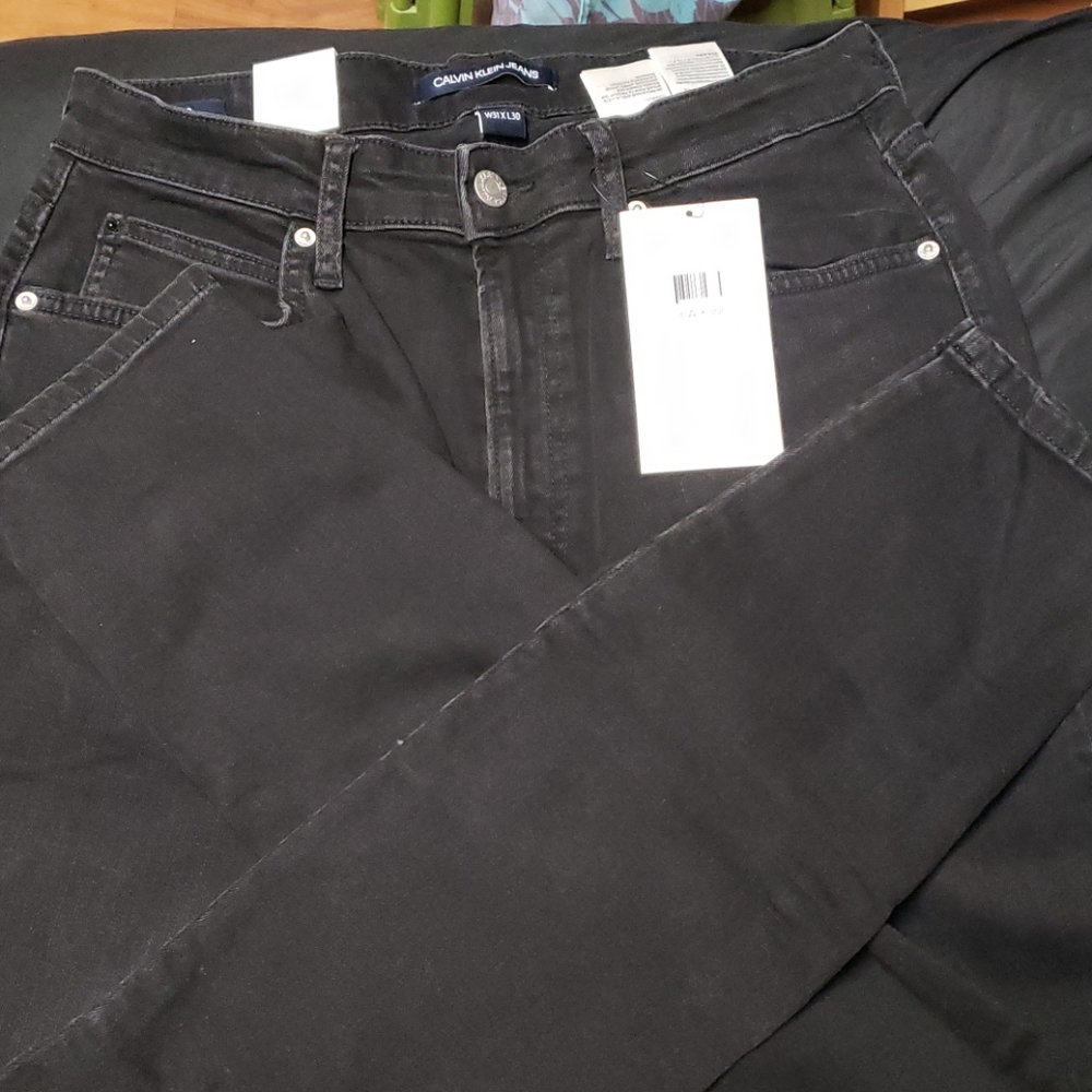 Ckj high rise skinny off black, like a white wash